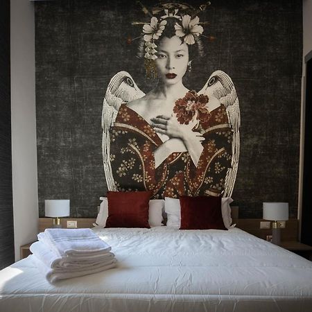 L'Elegant Boutique Rooms Naples Exterior photo