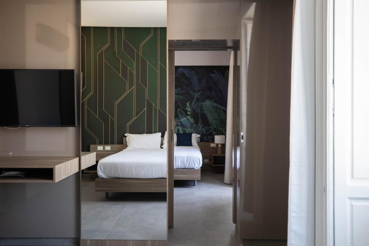 L'Elegant Boutique Rooms Naples Exterior photo