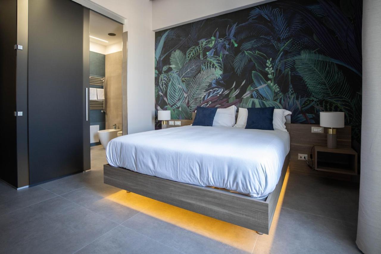 L'Elegant Boutique Rooms Naples Exterior photo